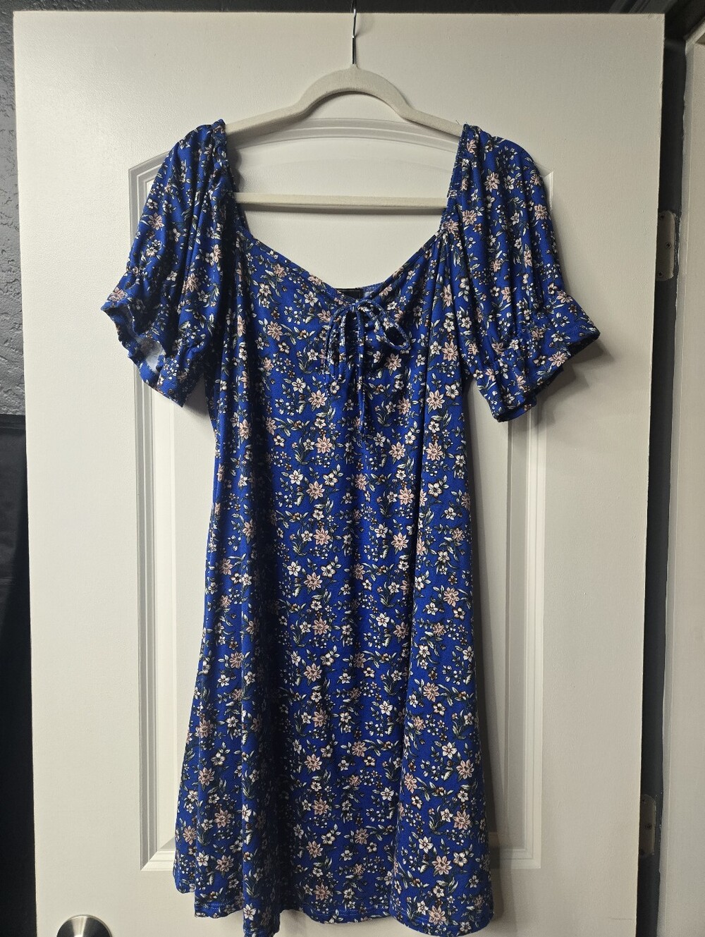 Blue Floral Tie-Front Women’s Dress Stretchy. 1XL